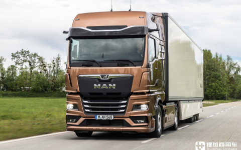 محرك وجير جديدان + سلسلة قوة PowerLion عالية الكفاءة: لمحة مسبقة عن شاحنة MAN TGX 2025