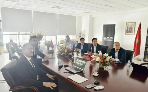 وقعت شركة دونغفنغ مع عميل كبير من المغرب عقدًا، لتعميق التعاون عبر المناطق.