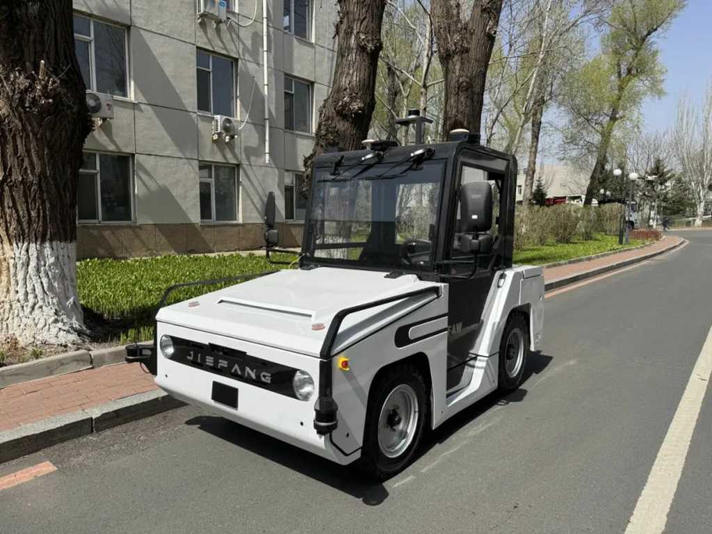 ​​اختراق كبير! شركة FAW Jiefang تحقق قفزة نوعية في تقنيات القيادة الذاتية​​