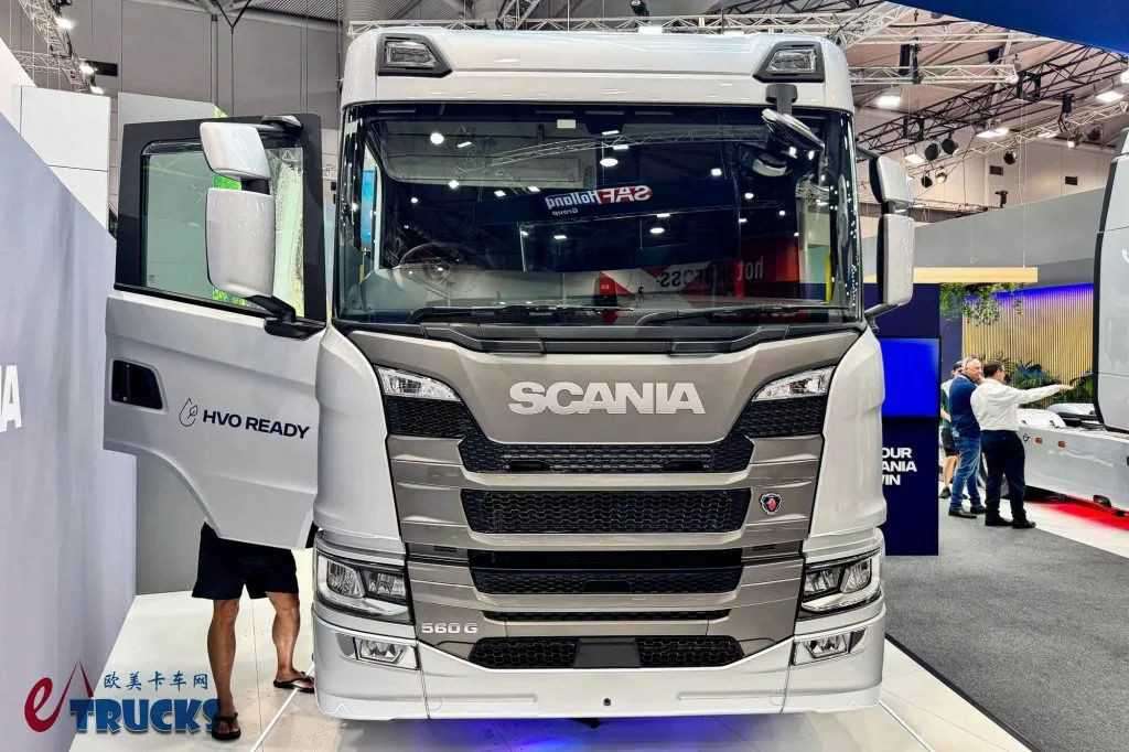 جولة في معرض Brisbane للشاحنات 2025 · الإصدار الأوروبي: الجيل الجديد من Tatra Phoenix وشاحنات IVECO ثنائية القيادة تُظهر