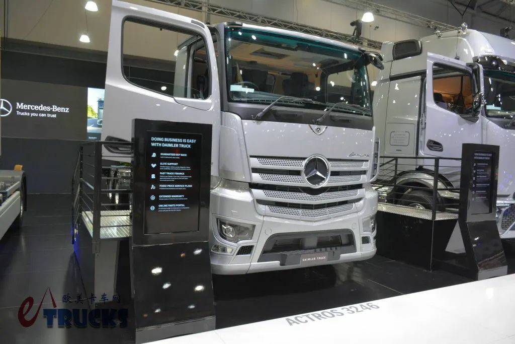 جولة في معرض Brisbane للشاحنات 2025 · الإصدار الأوروبي: الجيل الجديد من Tatra Phoenix وشاحنات IVECO ثنائية القيادة تُظهر