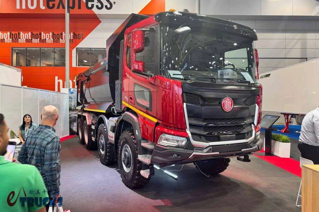 جولة في معرض Brisbane للشاحنات 2025 · الإصدار الأوروبي: الجيل الجديد من Tatra Phoenix وشاحنات IVECO ثنائية القيادة تُظهر