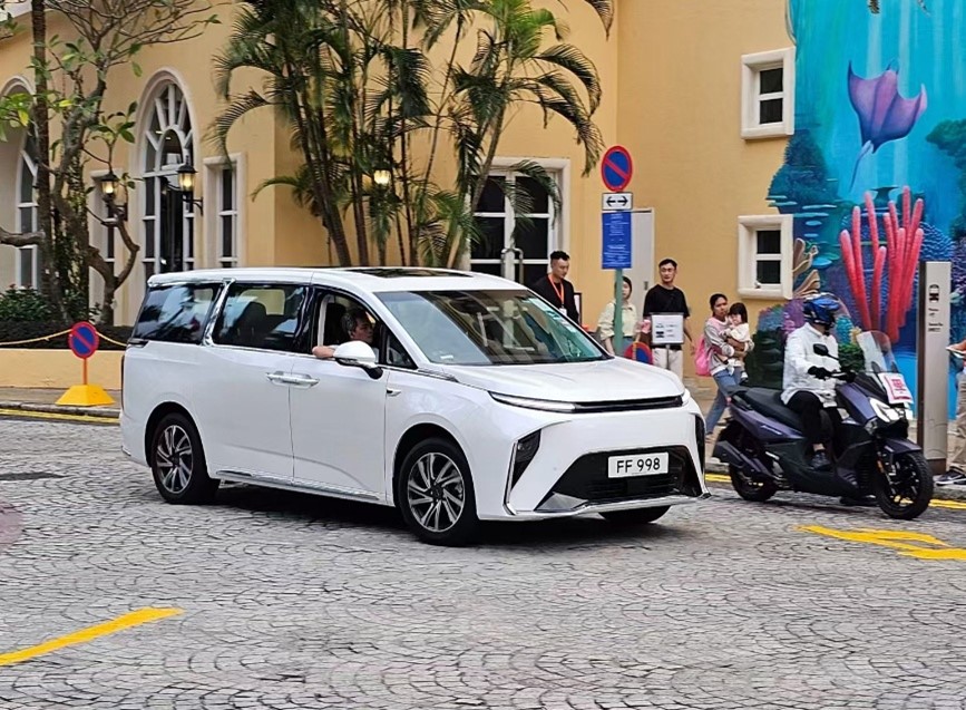 أول بيك آب كهربائي بالكامل رباعي الدفع في هونغ كونغ يطرح في السوق! وموديل "D90" يتصدر المبيعات التراكمية! SAIC MAXUS يُحدث ضجة في معرض هونغ كونغ للسيارات!