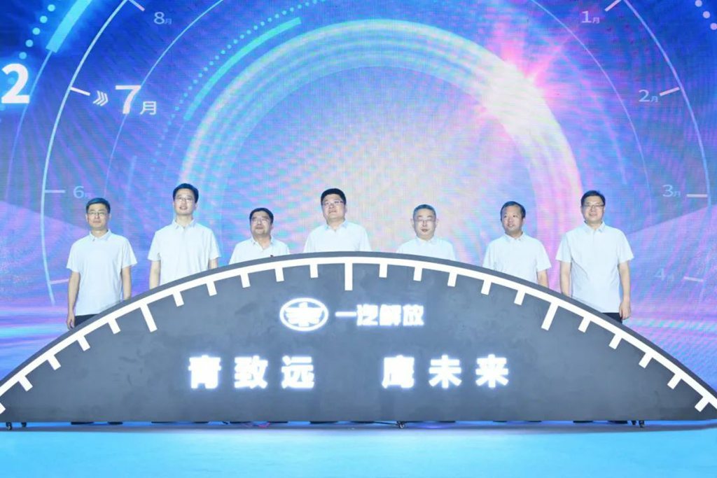 ​​إطلاق سلسلة منتجات "تشكيل الصقور" من FAW Jiefang​​