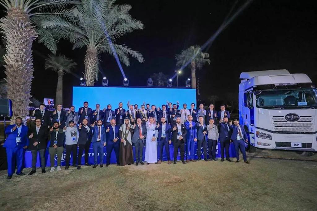 مولود عالميًا: FAW Jiefang International تحتفل بالذكرى الأولى لتأسيسها