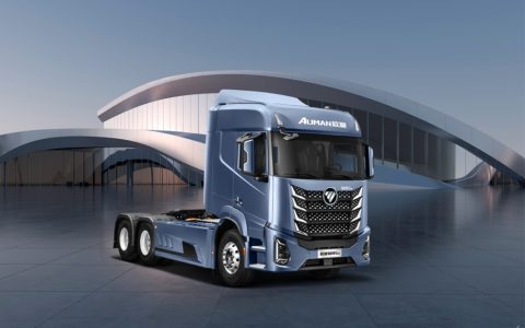600 كيلوواط ساعة! شاحنة فوتون Auman Galaxy 5M ترفع كفاءة نقل الفحم والرمل والحصى