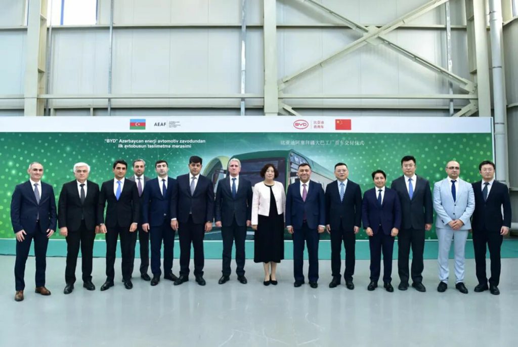 ​​اعتراف دولي وطلبية جديدة! BYD يسلم حافلات كهربائية بالجملة إلى أذربيجان​​