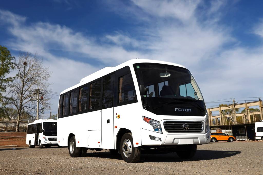 ​​تسليم "BAIC FOTON" 100 حافلة مدرسية مخصصة لعملاء كبار في الشرق الأوسط دعماً لاستراتيجية توطين تنقلات التعليم​​