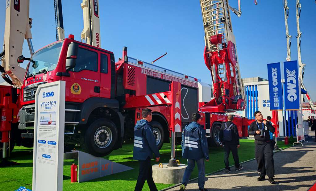 ​​سينوتروك تهيمن على المعرض! يفتتح معرض بكين الدولي الحادي والعشرون لمعدات وتقنيات مكافحة الحرائق​​