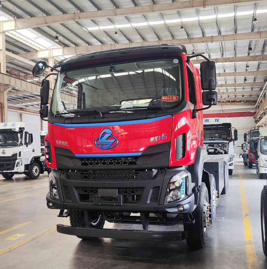 القوة والحمولة: معايير جديدة للنقل الحضري من شينغلونغ H5 8X4 EV