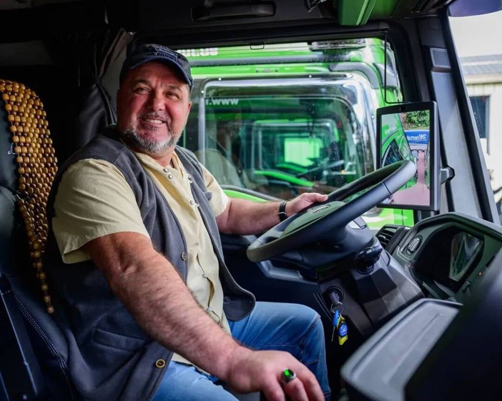 14 véhicules TGX en position ! Pour un transport agricole plus efficace.