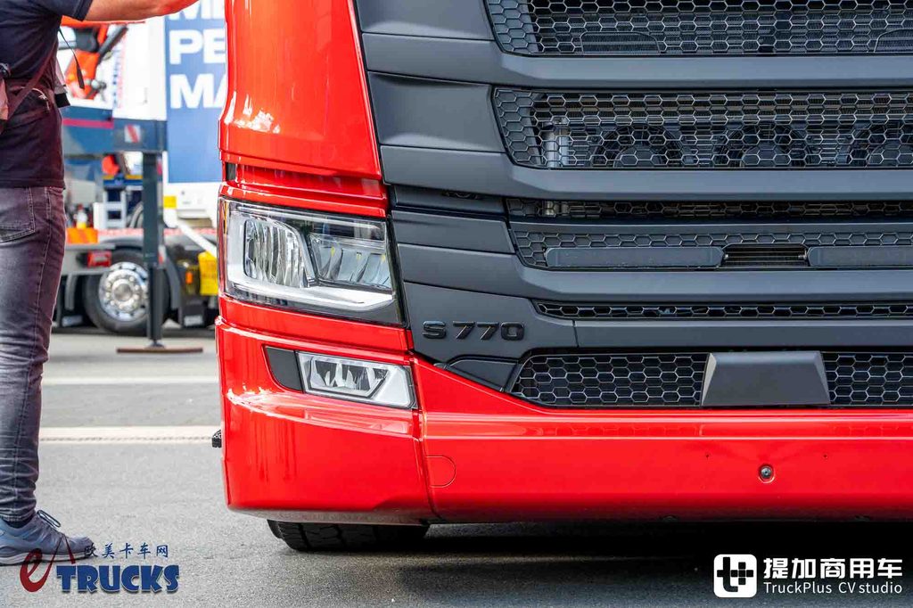 معرض IAA 2026: مقصورة أطول بـ 80 سم ومحرك V8 بقوة 770 حصاناً — جولة تفصيلية في شاحنة سكانيا LongLine