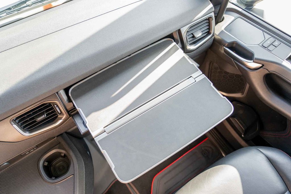 معرض IAA 2026: مقصورة أطول بـ 80 سم ومحرك V8 بقوة 770 حصاناً — جولة تفصيلية في شاحنة سكانيا LongLine