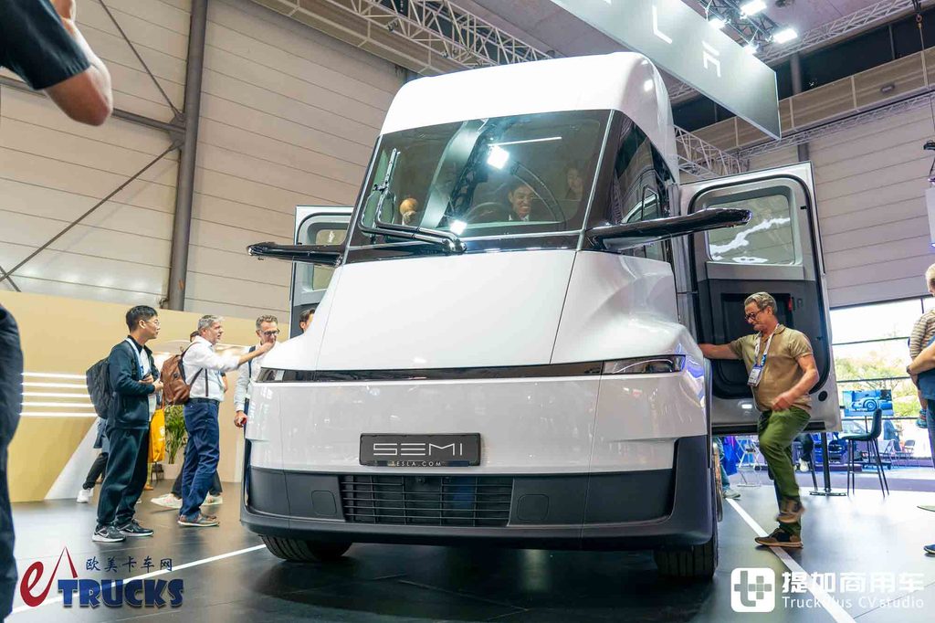 معرض IAA 2026: أحدث شاحنة كهربائية في العالم؟ في الحقيقة مليئة بالتنازلات — مراجعة تفصيلية لتيسلا Semi