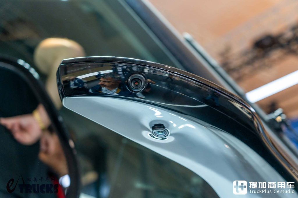 معرض IAA 2026: أحدث شاحنة كهربائية في العالم؟ في الحقيقة مليئة بالتنازلات — مراجعة تفصيلية لتيسلا Semi