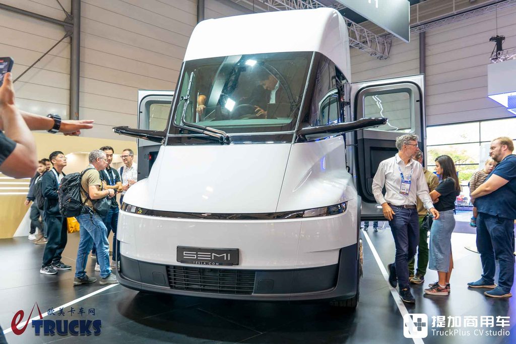 معرض IAA 2026: أحدث شاحنة كهربائية في العالم؟ في الحقيقة مليئة بالتنازلات — مراجعة تفصيلية لتيسلا Semi