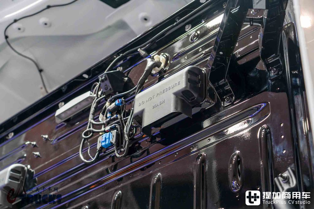 معرض IAA 2026: أحدث شاحنة كهربائية في العالم؟ في الحقيقة مليئة بالتنازلات — مراجعة تفصيلية لتيسلا Semi