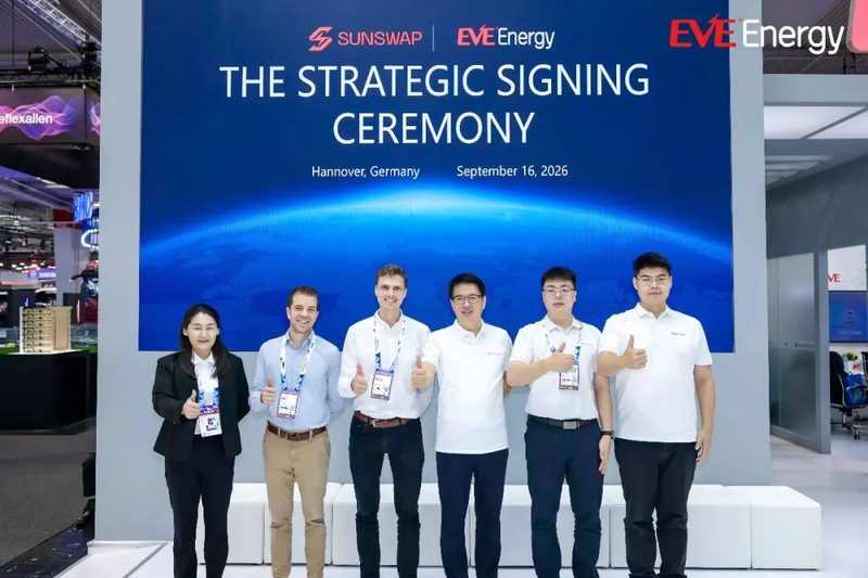 إي في إي للطاقة تكشف عن بطارية المصدر المفتوح AI Battery في معرض IAA 2026