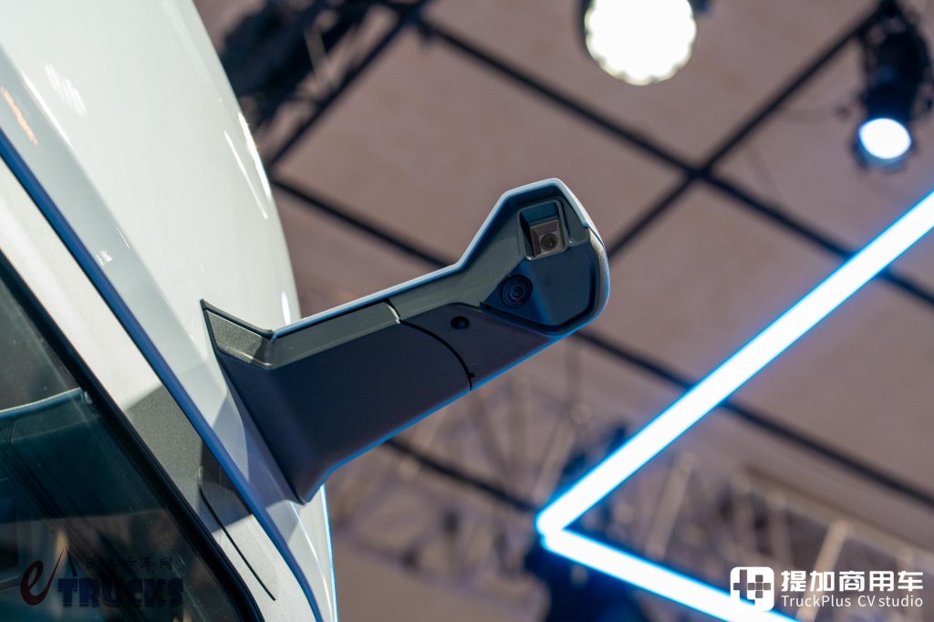 معرض IAA 2026: واجهة أمامية جديدة ومقابض أبواب مخفية ومرايا إلكترونية؟ مراجعة تفصيلية لشاحنة سكانيا Dynamic 430 R الجديدة