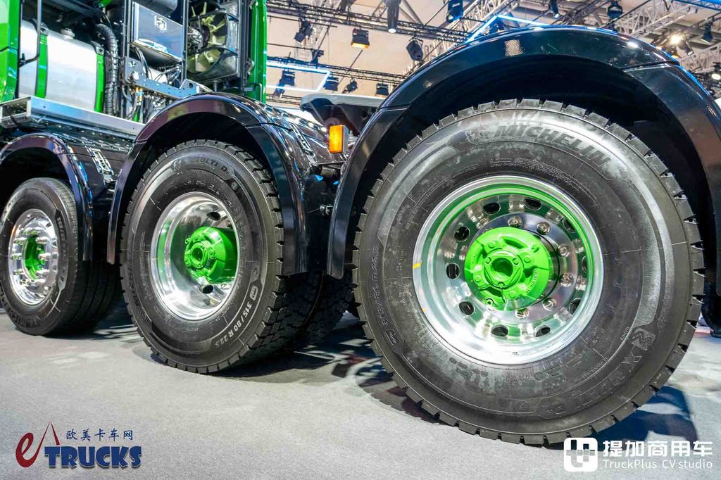 معرض IAA 2026: ملك الألف طن من سكانيا وصل! دفع 8x6 مع محرك V8 بقوة 770 حصاناً — مراجعة تفصيلية لجرار 770 S للنقل فائق الثقل
