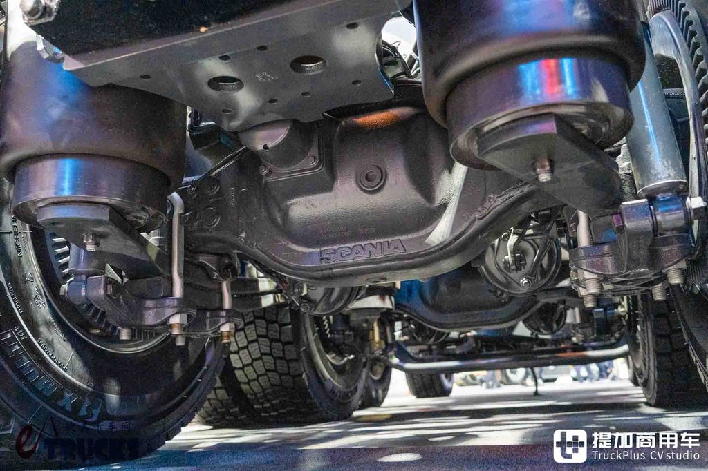 معرض IAA 2026: ملك الألف طن من سكانيا وصل! دفع 8x6 مع محرك V8 بقوة 770 حصاناً — مراجعة تفصيلية لجرار 770 S للنقل فائق الثقل