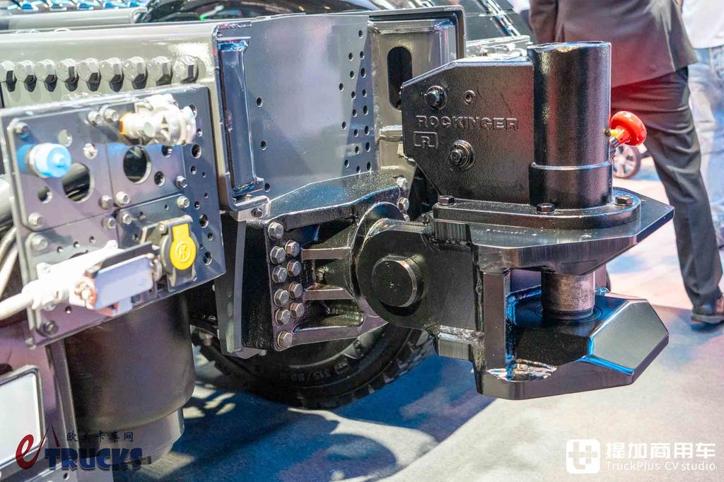 معرض IAA 2026: ملك الألف طن من سكانيا وصل! دفع 8x6 مع محرك V8 بقوة 770 حصاناً — مراجعة تفصيلية لجرار 770 S للنقل فائق الثقل