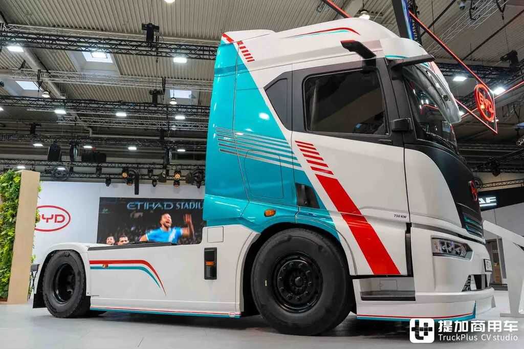 معرض IAA 2026: دفع كهربائي 1000 حصان + شحن ميغاواطي، وخمس نجوم أمان! تحليل كامل لجرار BYD ETT 44 الكهربائي النقي