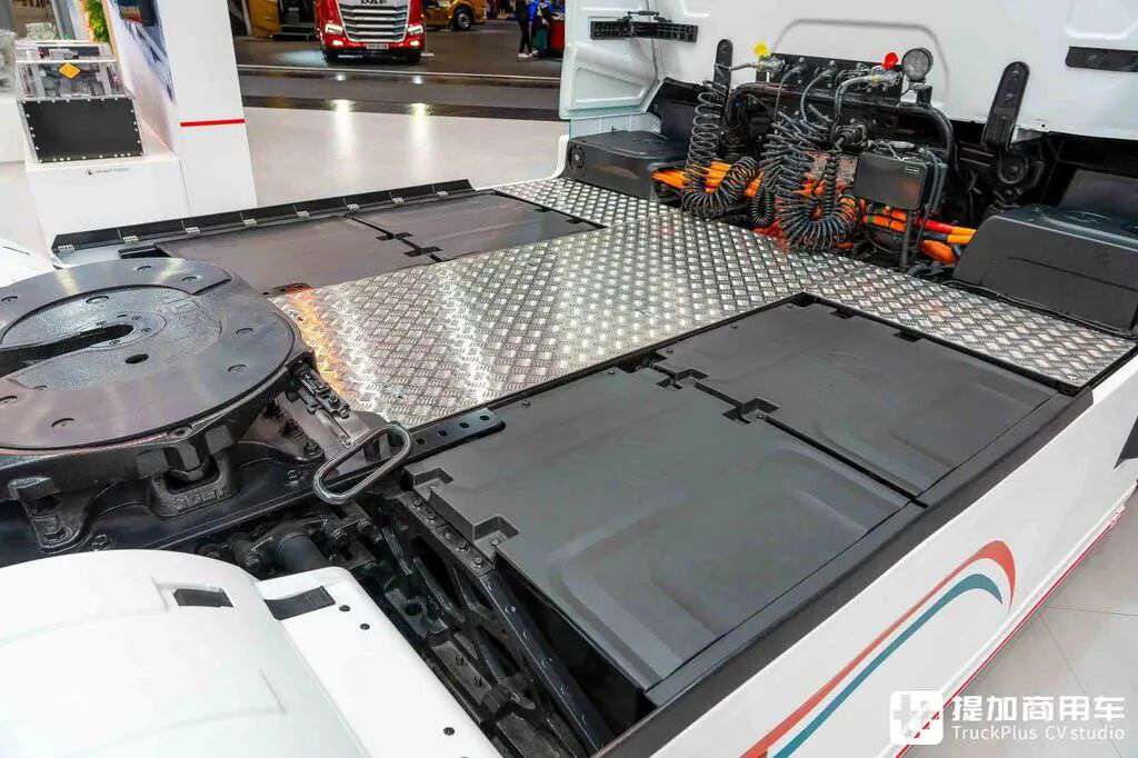 معرض IAA 2026: دفع كهربائي 1000 حصان + شحن ميغاواطي، وخمس نجوم أمان! تحليل كامل لجرار BYD ETT 44 الكهربائي النقي