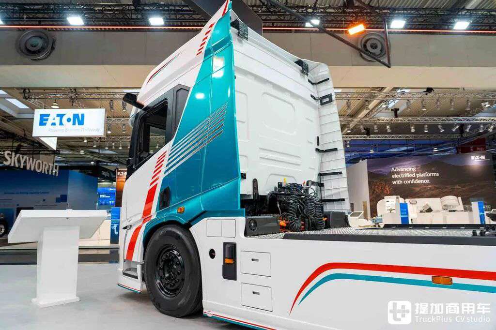 معرض IAA 2026: دفع كهربائي 1000 حصان + شحن ميغاواطي، وخمس نجوم أمان! تحليل كامل لجرار BYD ETT 44 الكهربائي النقي