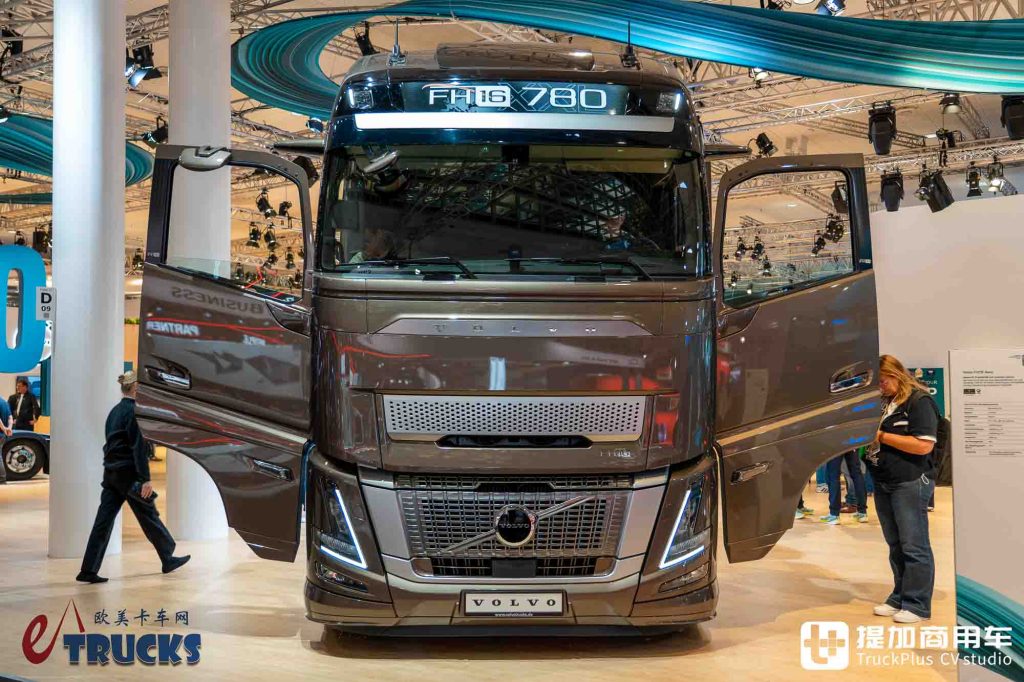 مراجعة حصرية من IAA 2026: تعرّفوا على ملك العزم الأوروبي — فولفو FH16 Aero 780، الرائد بمحرك V8 بقوة 780 حصاناً