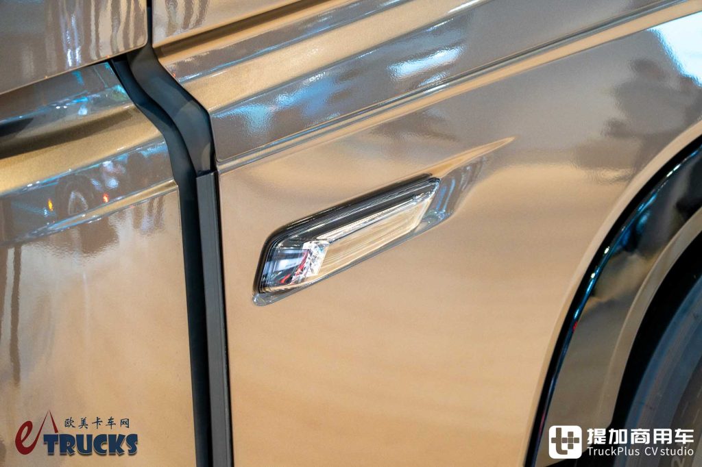 مراجعة حصرية من IAA 2026: تعرّفوا على ملك العزم الأوروبي — فولفو FH16 Aero 780، الرائد بمحرك V8 بقوة 780 حصاناً