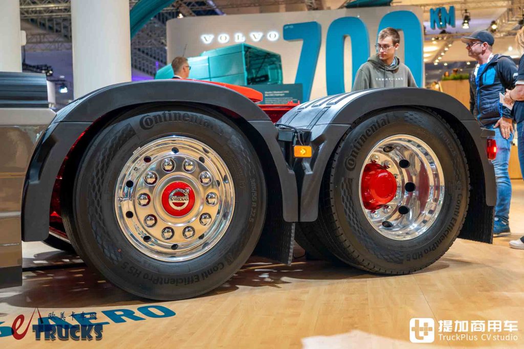 مراجعة حصرية من IAA 2026: تعرّفوا على ملك العزم الأوروبي — فولفو FH16 Aero 780، الرائد بمحرك V8 بقوة 780 حصاناً