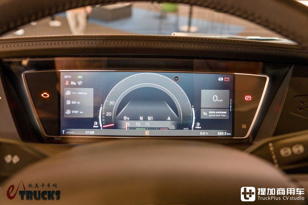 مراجعة حصرية من IAA 2026: تعرّفوا على ملك العزم الأوروبي — فولفو FH16 Aero 780، الرائد بمحرك V8 بقوة 780 حصاناً