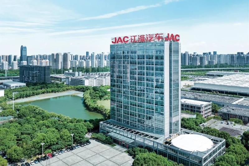 جاك (JAC) تعود إلى هانوفر: تشكيلة أوروبية تحت شعار "For Greener Cities, NOW"