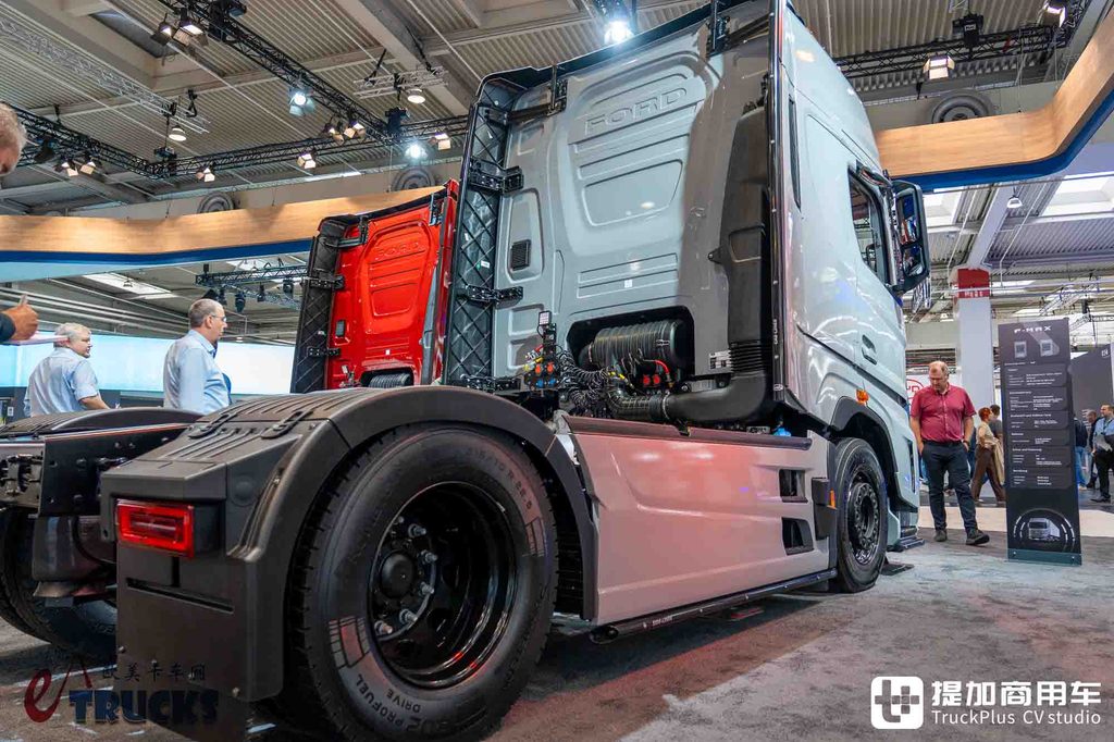 IAA 2026: ثامن «أخوات أوروبا السبع»! أرخص شاحنة جديدة في أوروبا؟ مراجعة تصويرية متعمقة لفورد F-MAX