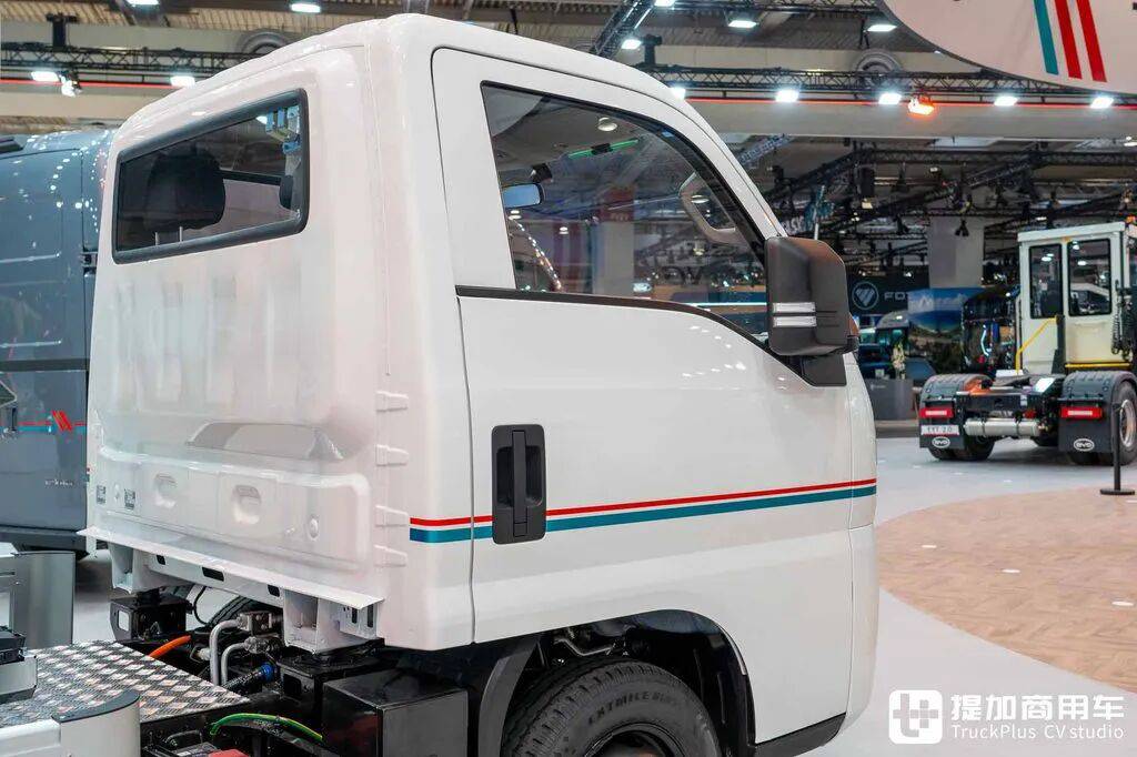 هل تتوجه شاحنة BYD T4 الخفيفة إلى أوروبا؟ نسخة T35 الخارجية تظهر في هانوفر