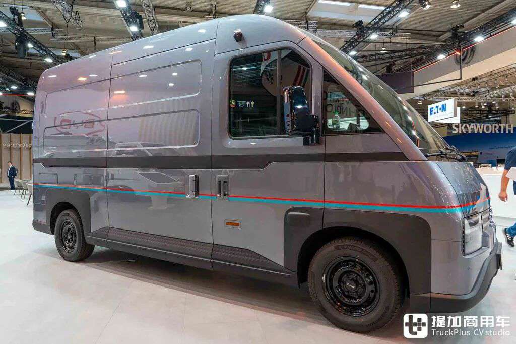 شاحنة BYD المغلقة النادرة في السوق المحلي؟ خيار الدفع الرباعي والتفريغ الخارجي — تجربة BYD E-Vali بالتفصيل