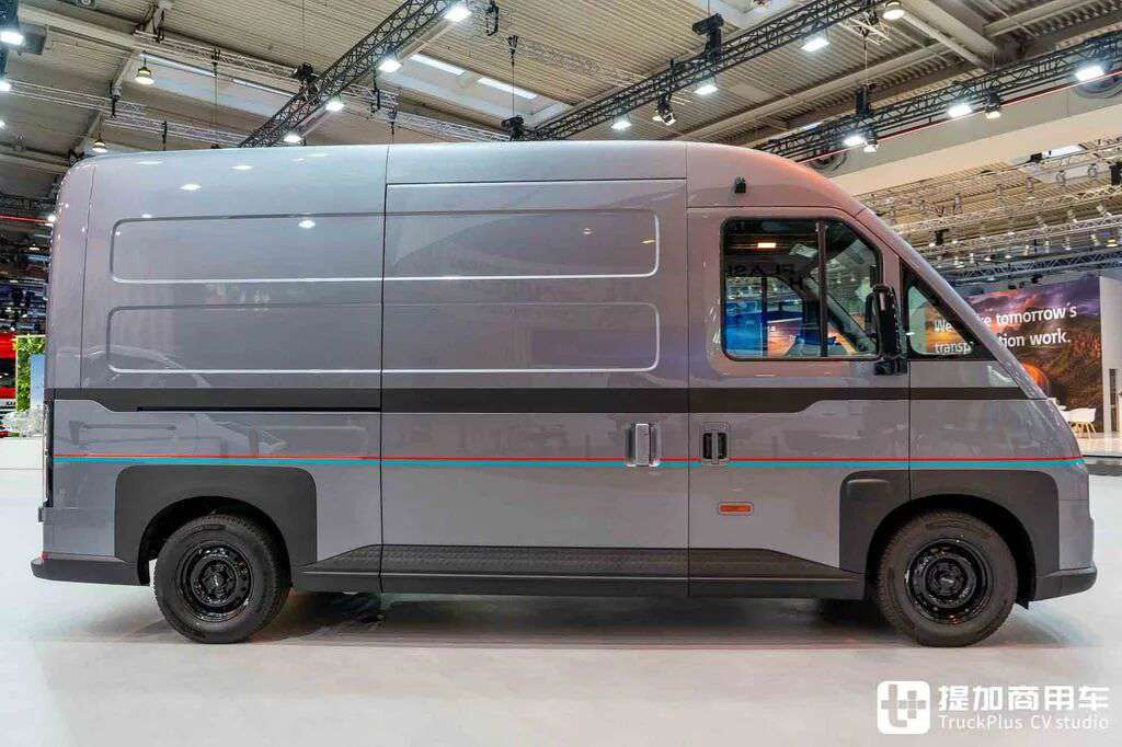 شاحنة BYD المغلقة النادرة في السوق المحلي؟ خيار الدفع الرباعي والتفريغ الخارجي — تجربة BYD E-Vali بالتفصيل