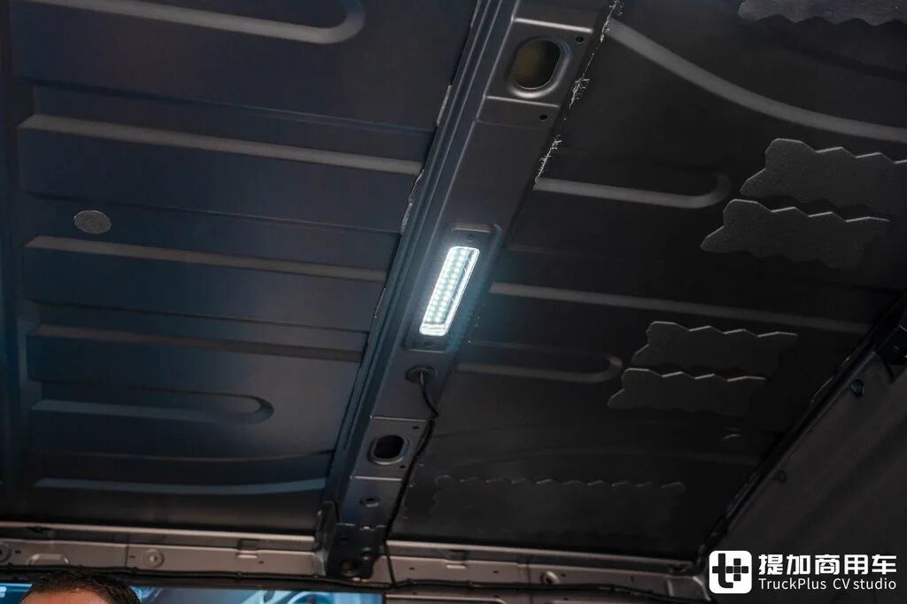 شاحنة BYD المغلقة النادرة في السوق المحلي؟ خيار الدفع الرباعي والتفريغ الخارجي — تجربة BYD E-Vali بالتفصيل