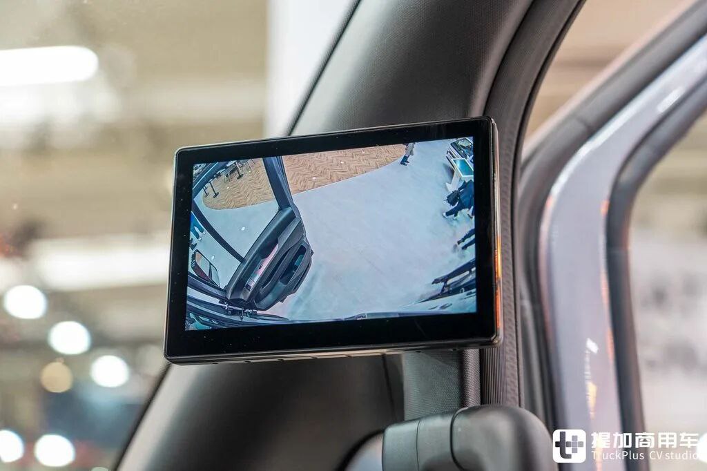 شاحنة BYD المغلقة النادرة في السوق المحلي؟ خيار الدفع الرباعي والتفريغ الخارجي — تجربة BYD E-Vali بالتفصيل